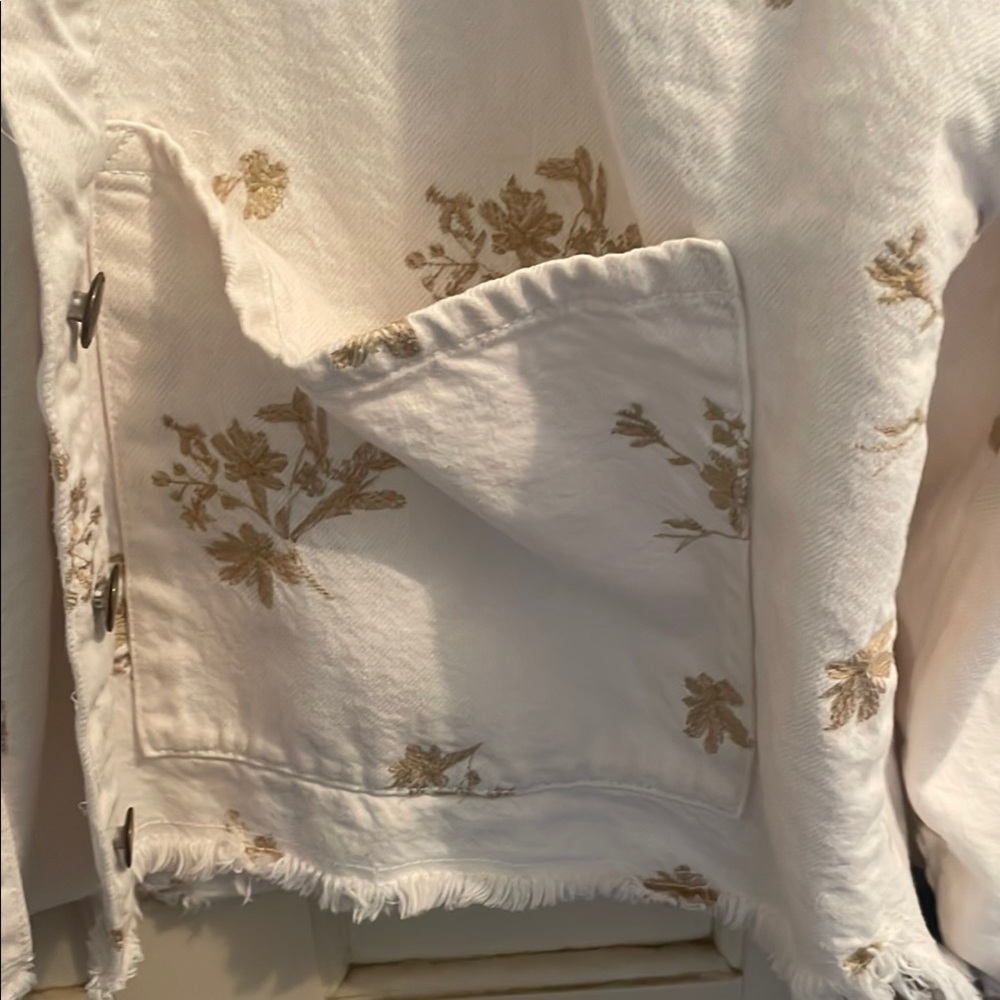 Zara White Tan Jean Jacket Distressed Cropped - Picture 3 of 9